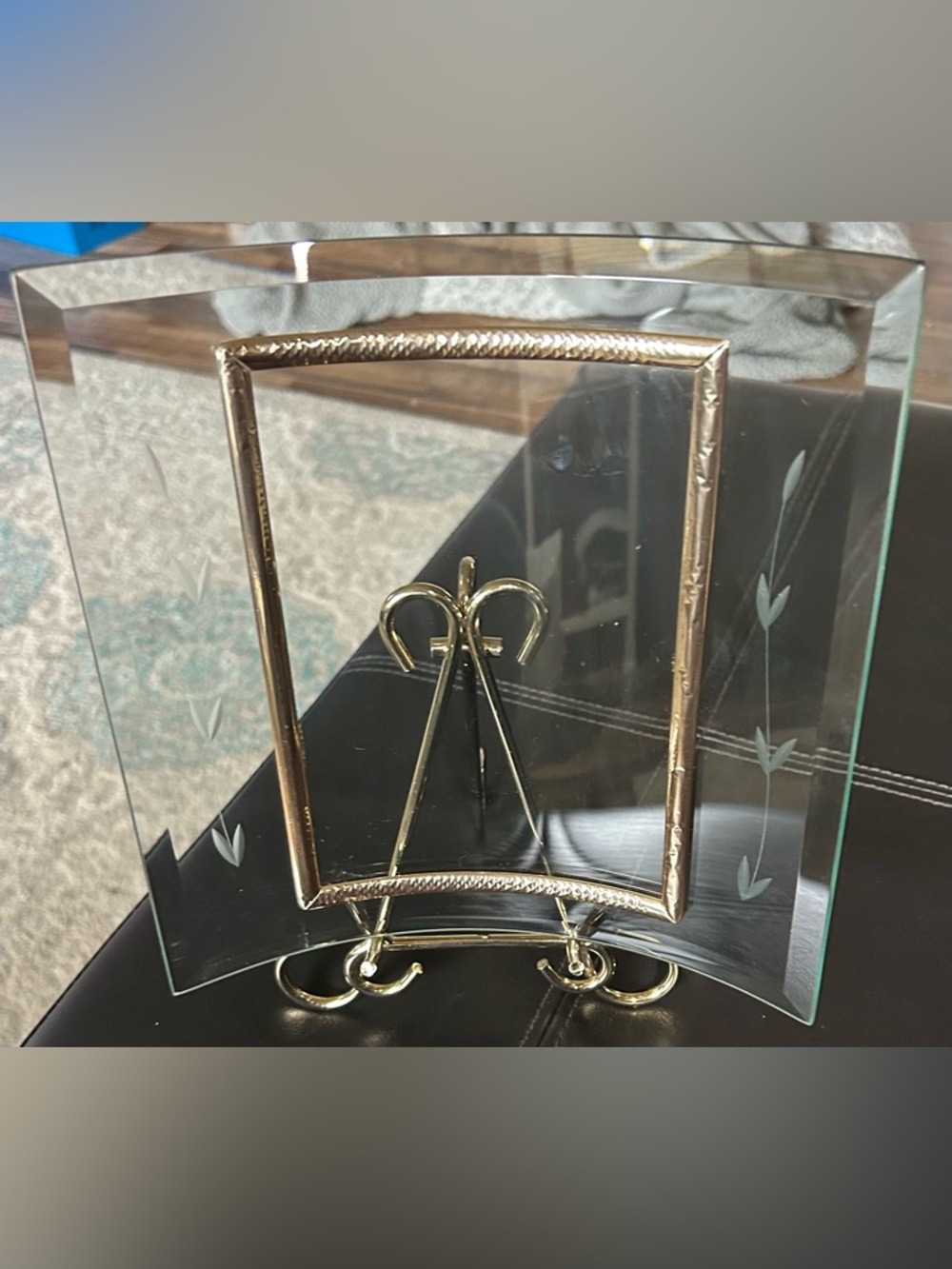 Vintage Princess house glass picture frame w/ Gold stand. Frame 7”X5”